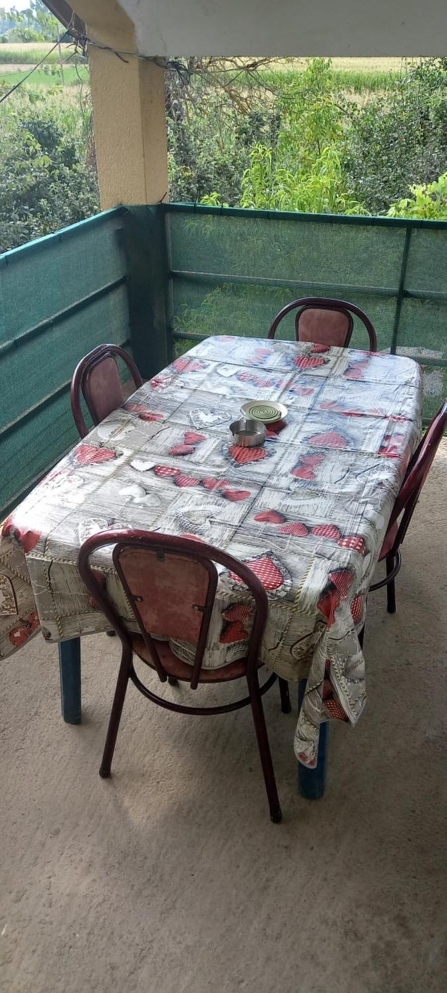 Airport Shtrkovi - Storks Apartment Petrovec Luaran gambar